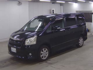 2009 TOYOTA Noah