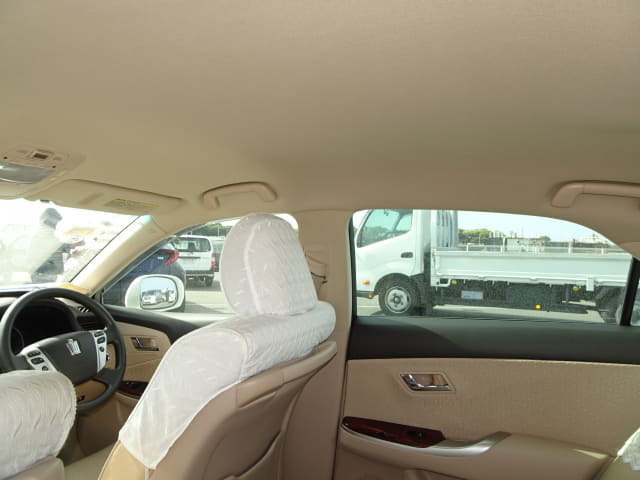 TOYOTA Crown thumbnail 24