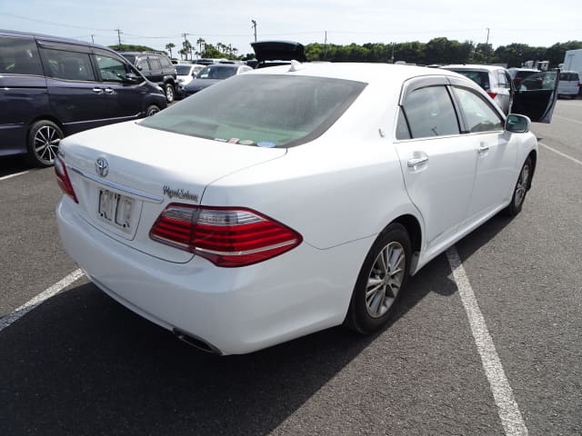 TOYOTA Crown thumbnail 5