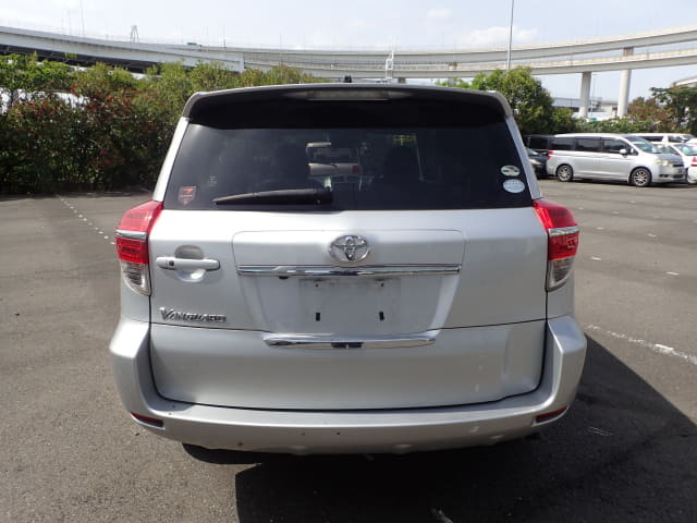 TOYOTA Vanguard thumbnail 4