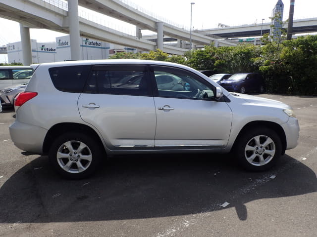 TOYOTA Vanguard thumbnail 6