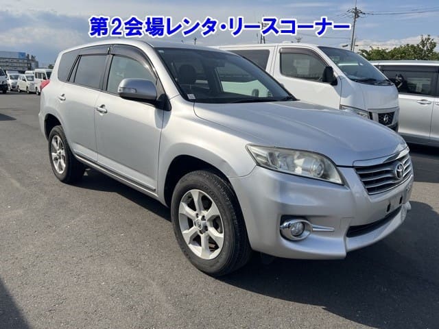 2011 TOYOTA Vanguard