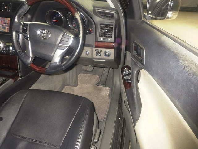 TOYOTA Mark X thumbnail 3