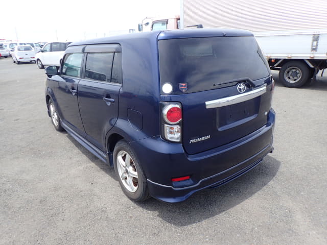 TOYOTA Corolla Rumion thumbnail 3