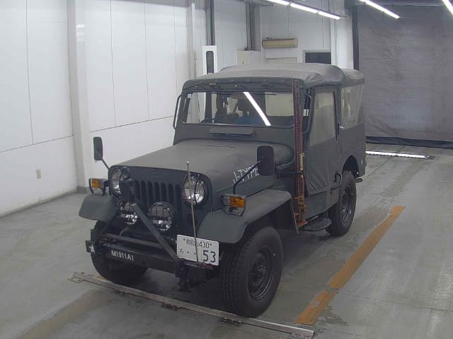 1991 MITSUBISHI Jeep