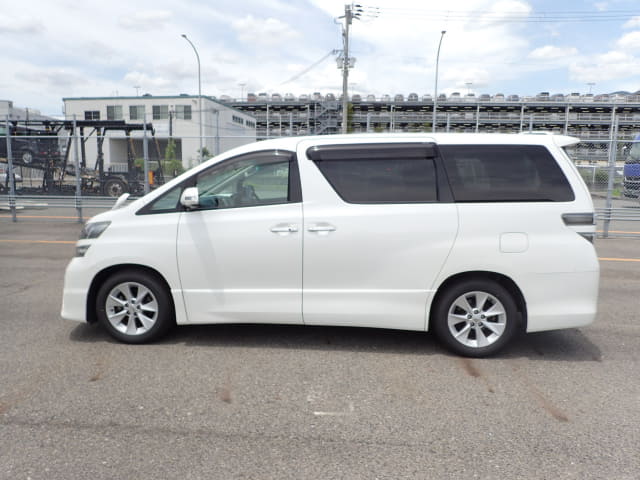 TOYOTA Vellfire thumbnail 2