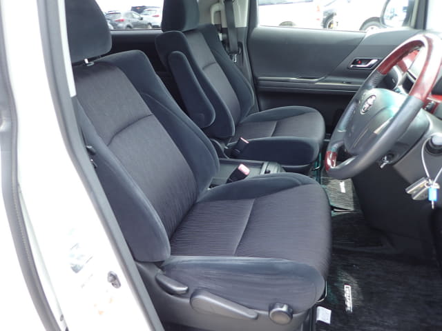 TOYOTA Vellfire thumbnail 25