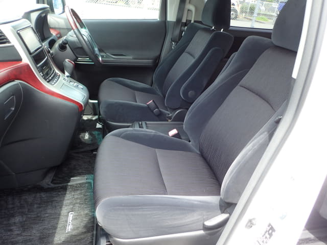 TOYOTA Vellfire thumbnail 26