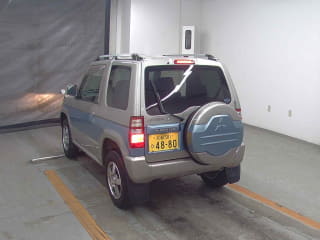 2003 MITSUBISHI Pajero Mini