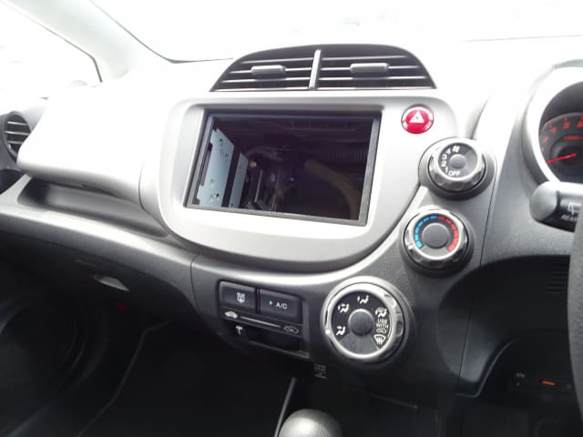 HONDA Fit thumbnail 36