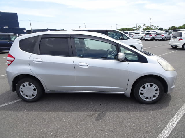 HONDA Fit thumbnail 6