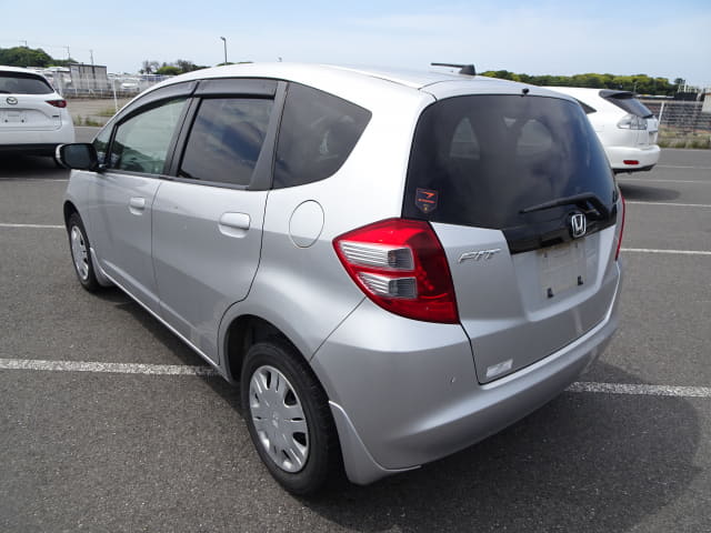 HONDA Fit thumbnail 3