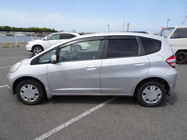 HONDA Fit thumbnail 2
