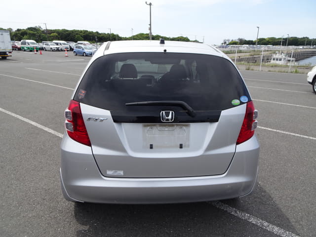 HONDA Fit thumbnail 4