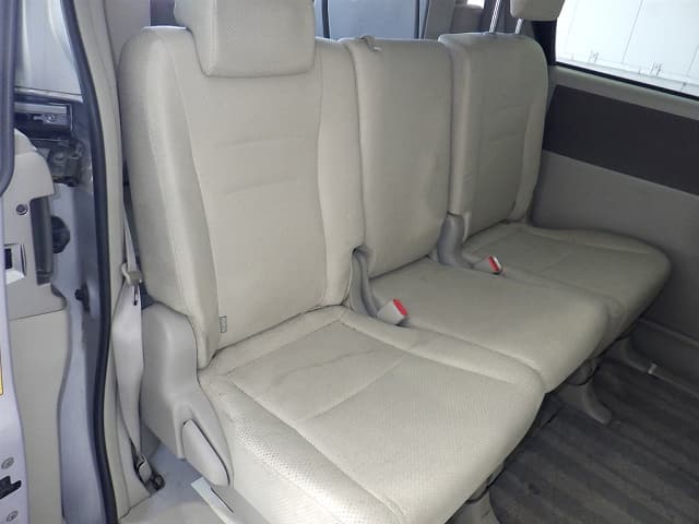 TOYOTA Noah thumbnail 56