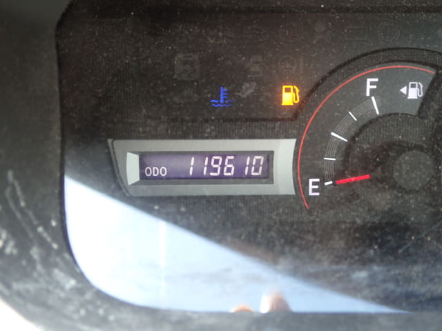 TOYOTA Noah thumbnail 36