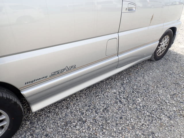 NISSAN Elgrand thumbnail 21