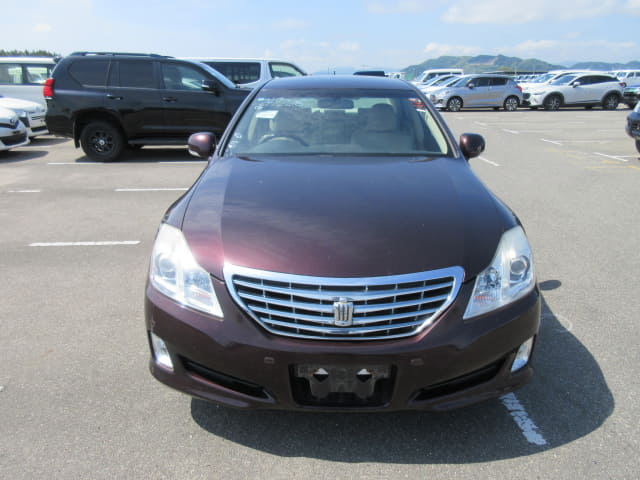 TOYOTA Crown thumbnail 8