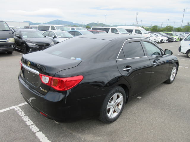 TOYOTA Mark X thumbnail 5