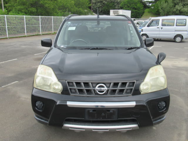 NISSAN X-Trail thumbnail 8