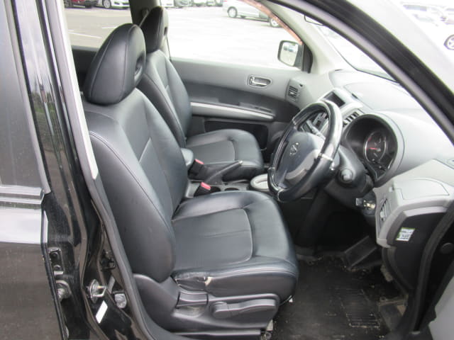NISSAN X-Trail thumbnail 26