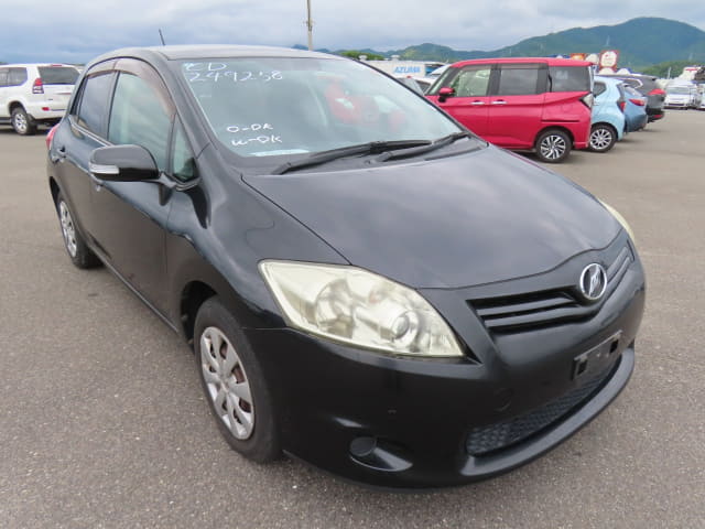 TOYOTA Auris thumbnail 7