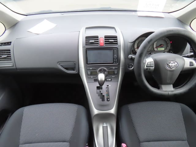 TOYOTA Auris thumbnail 36