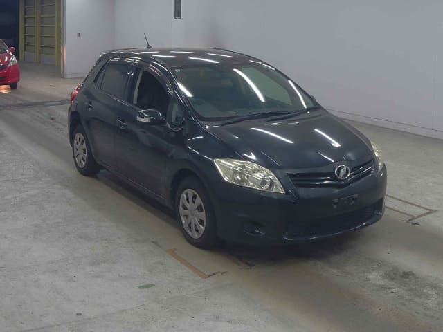 TOYOTA Auris thumbnail 4