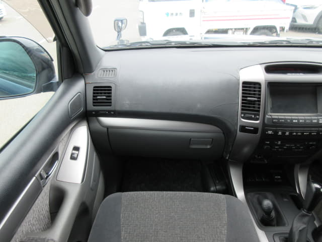 TOYOTA Land Cruiser Prado thumbnail 34