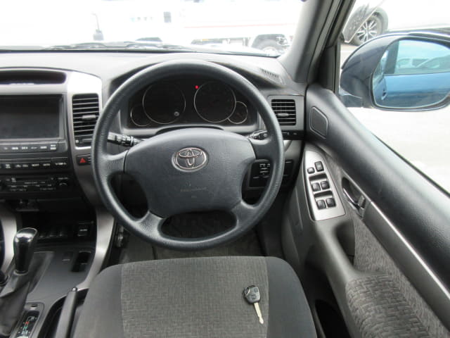 TOYOTA Land Cruiser Prado thumbnail 33
