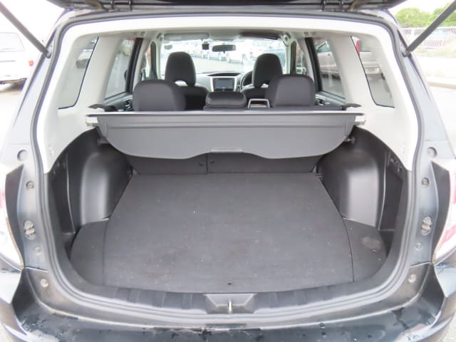 SUBARU Forester thumbnail 28