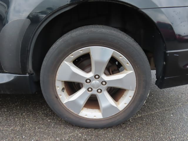 SUBARU Forester thumbnail 10