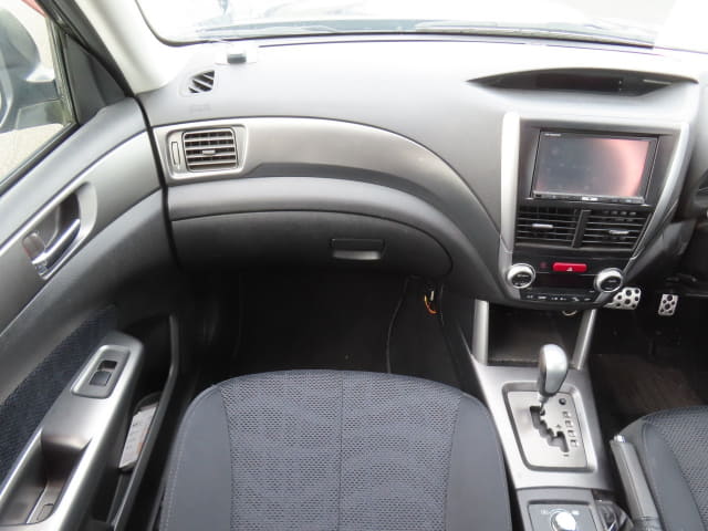 SUBARU Forester thumbnail 32