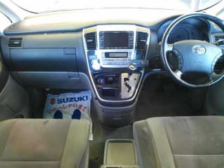 2004 TOYOTA Alphard