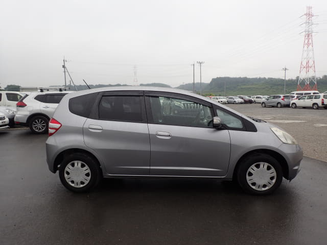 HONDA Fit thumbnail 6