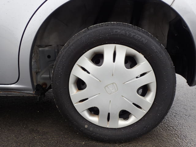 HONDA Fit thumbnail 10