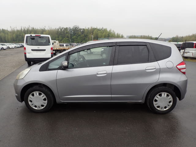 HONDA Fit thumbnail 2