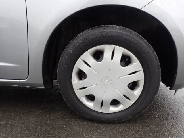 HONDA Fit thumbnail 12