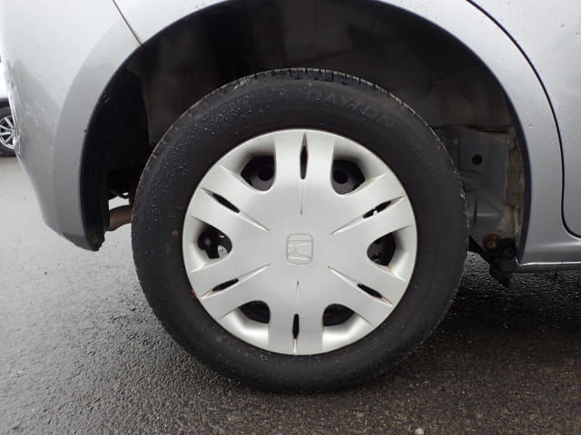 HONDA Fit thumbnail 11