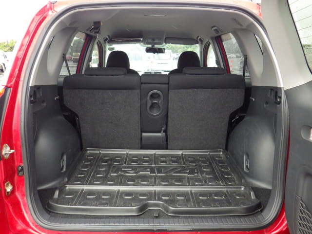 TOYOTA RAV4 thumbnail 28