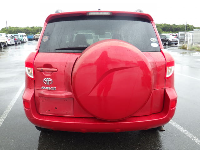 TOYOTA RAV4 thumbnail 4