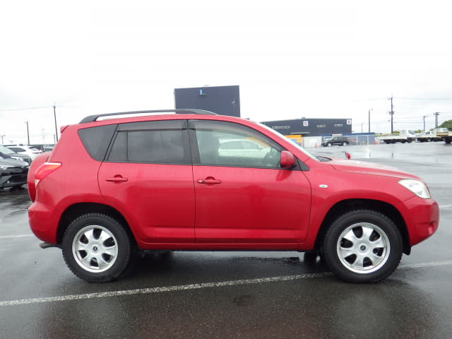 TOYOTA RAV4 thumbnail 6