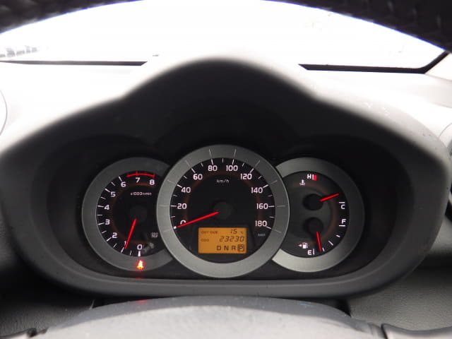 TOYOTA RAV4 thumbnail 34