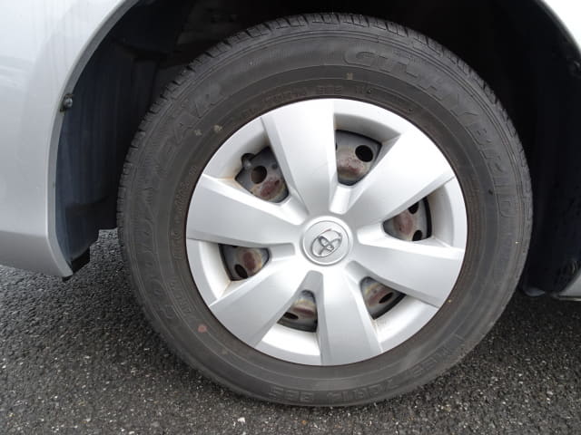 TOYOTA Corolla Axio thumbnail 9