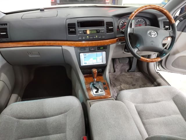 TOYOTA Mark II thumbnail 3
