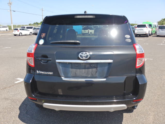 TOYOTA Vanguard thumbnail 4
