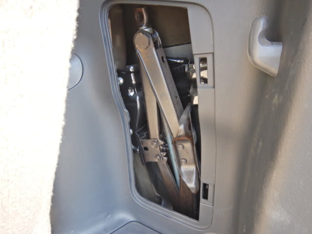 TOYOTA Vanguard thumbnail 31