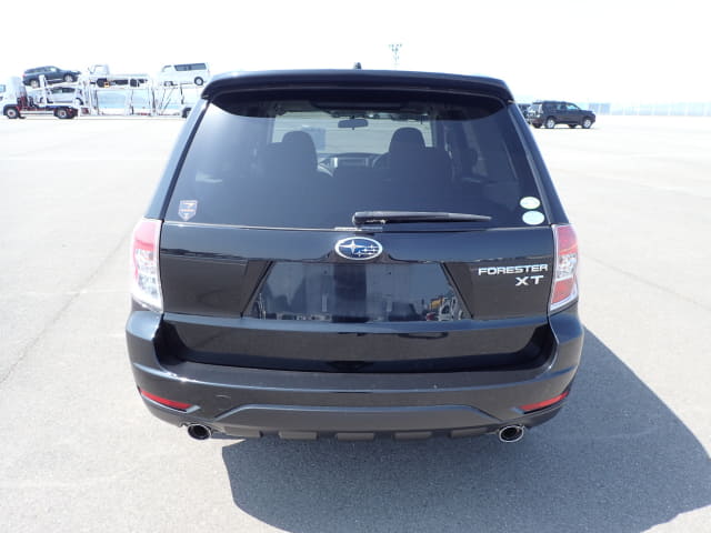 SUBARU Forester thumbnail 4