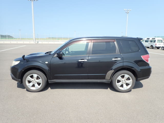 SUBARU Forester thumbnail 2