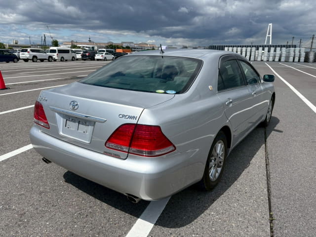 TOYOTA Crown thumbnail 5